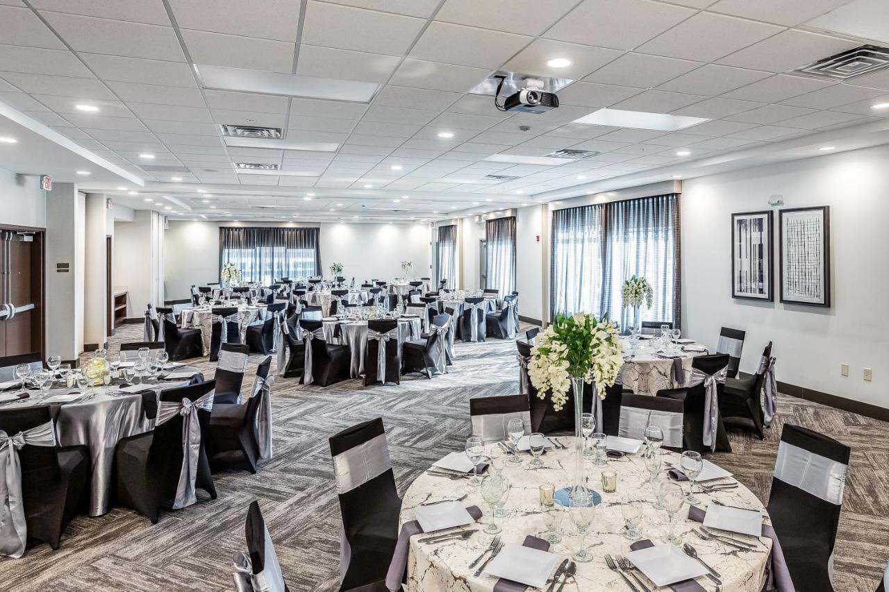 Hyatt Place Hampton Convention Center Extérieur photo